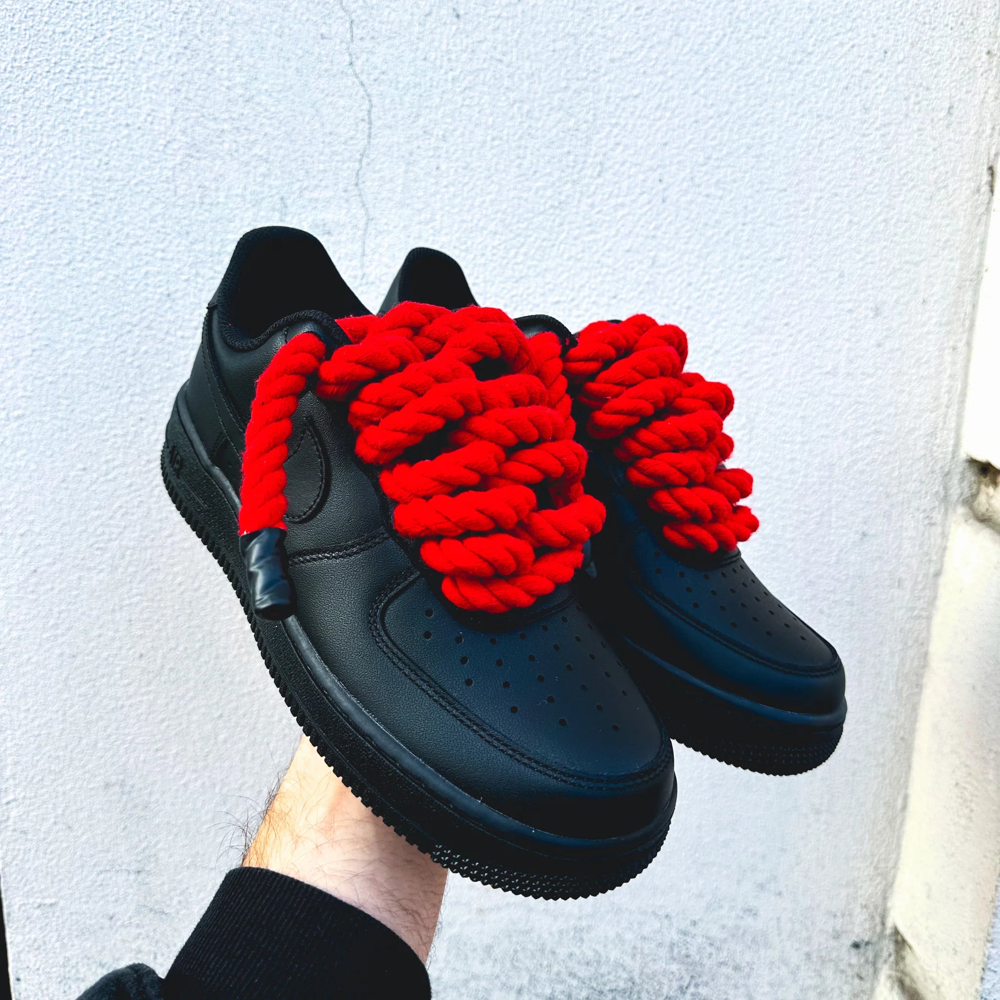 Nike force red and black online