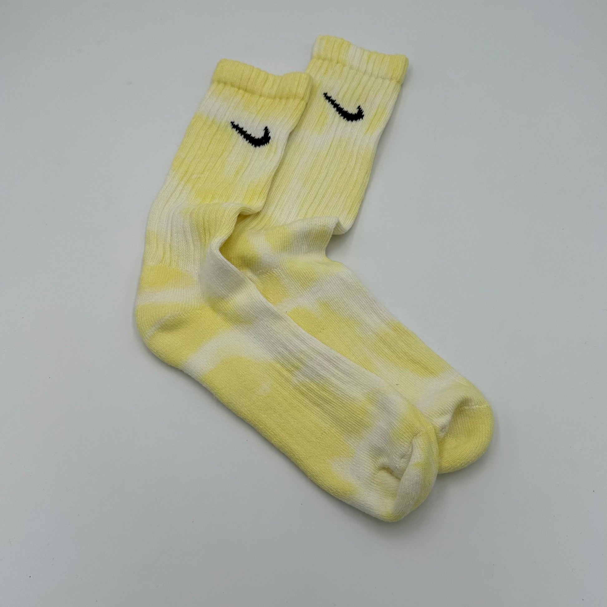 Nike Tie Dye Socks Neon Yellow - EV8 SoCal